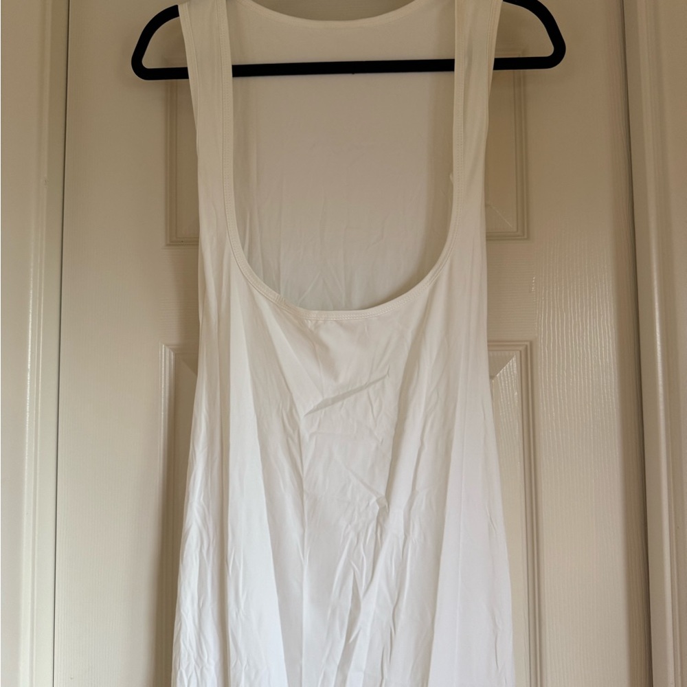 Elegant White Maxi Dress - Picture 9 of 10